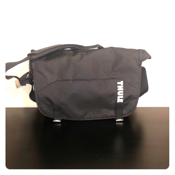 Thule Other - Laptop bag (Thule)